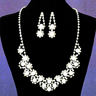 Amelia Necklace and Earring Set